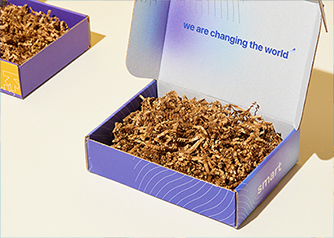 Mailer Box with Crinkle Paper